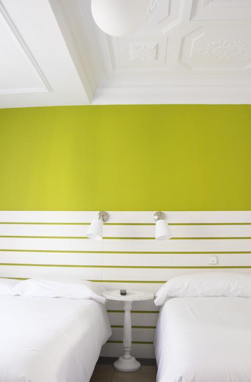 Hostal Monjes Peregrinos Burgos Room photo